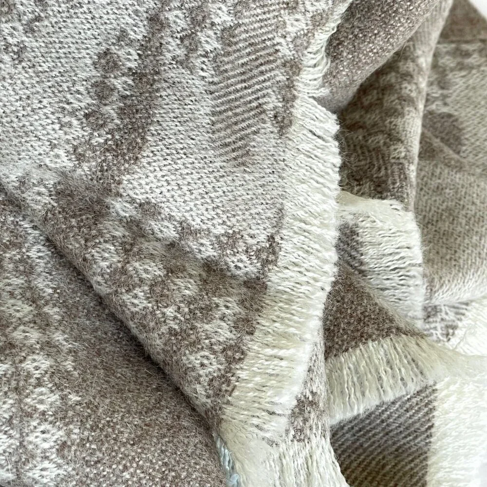 ARTZNL 100% Alpaca Throw Blanket Brown Soft Luxury Eco Undyed All Season Wool